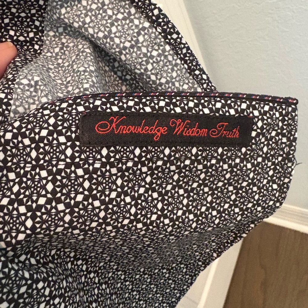 Robert Graham Black Micro-Pattern Button-Down Shirt - Picture 3 of 10